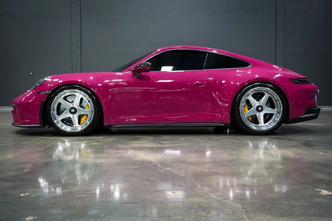 2023 Porsche 992 GT3 Touring - Image 2 of 31