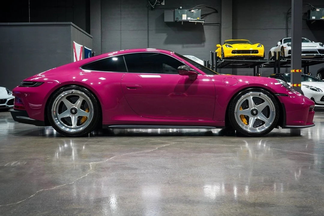 2023 Porsche 992 GT3 Touring - Image 6 of 31