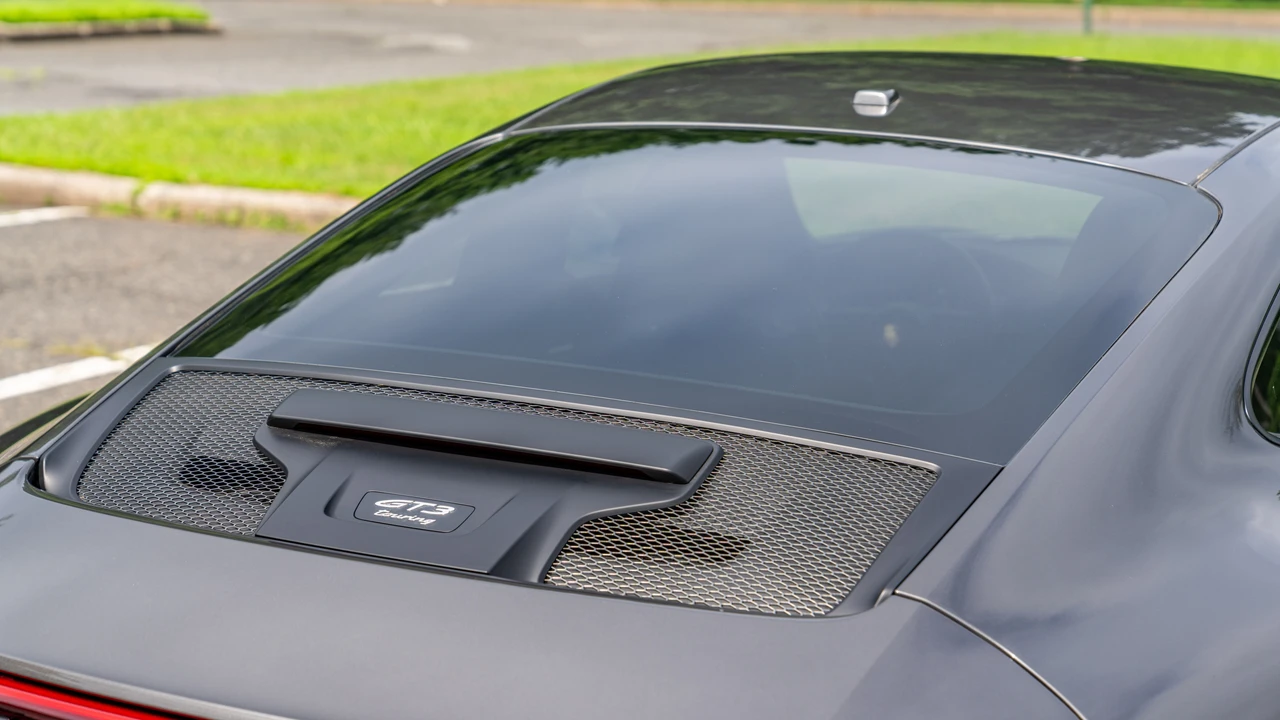 2023 Porsche 992 GT3 Touring - Image 21 of 31