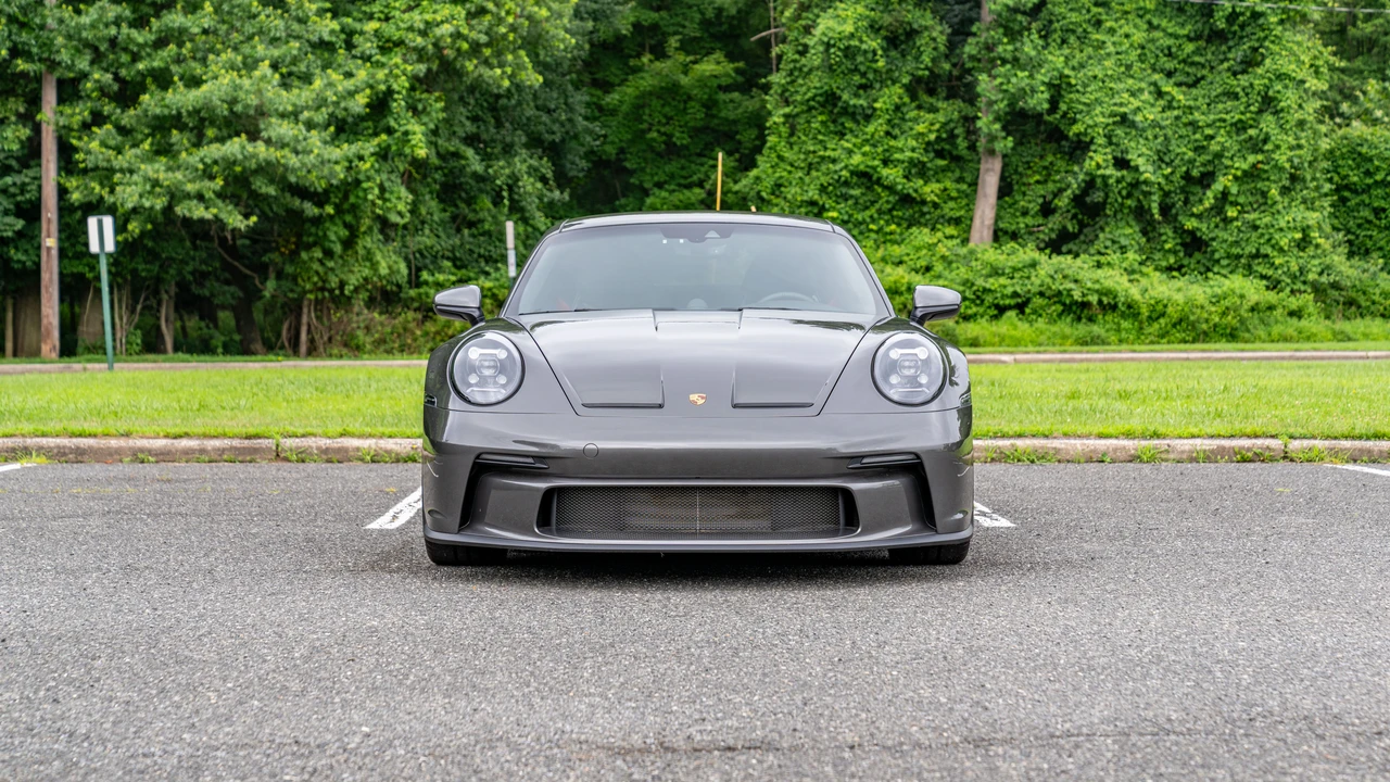 2023 Porsche 992 GT3 Touring - Image 2 of 31