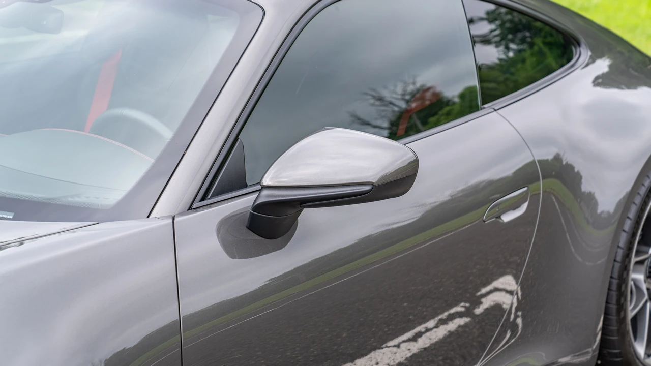 2023 Porsche 992 GT3 Touring - Image 26 of 31