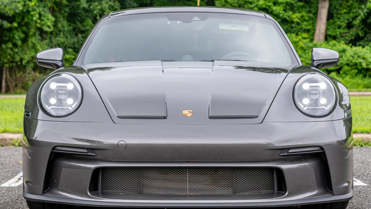 2023 Porsche 992 GT3 Touring - Image 13 of 31