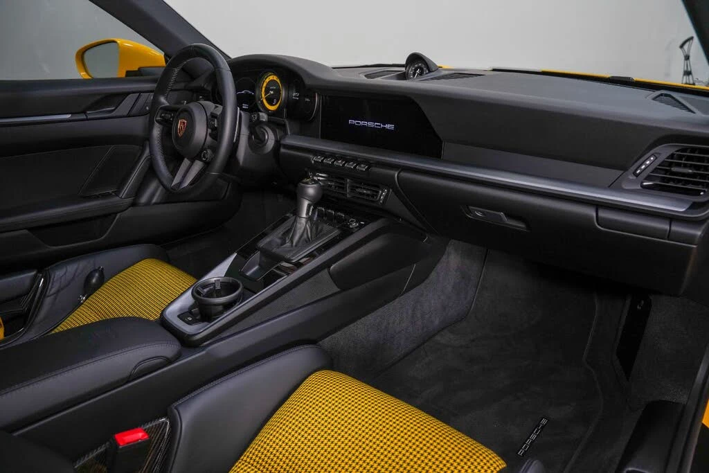 2023 Porsche 992 GT3 Touring - Image 31 of 31