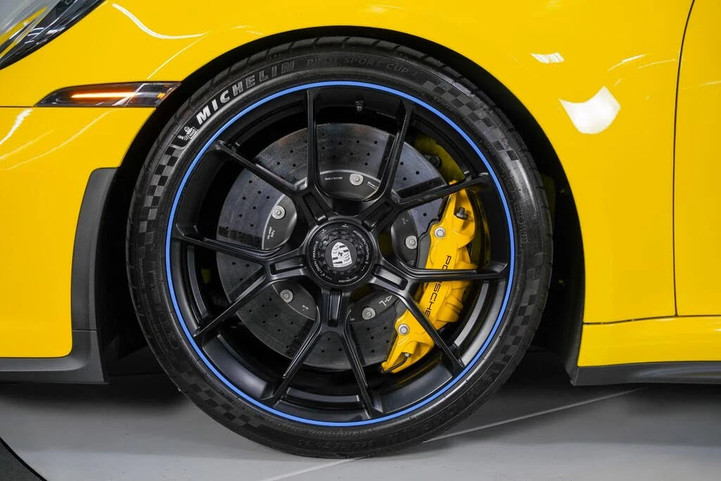 2023 Porsche 992 GT3 Touring - Image 17 of 31