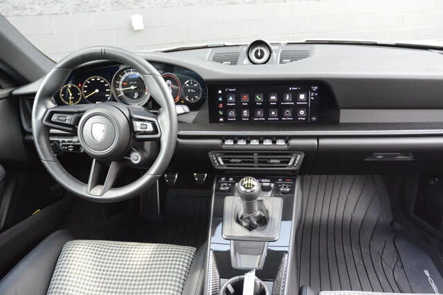 2023 Porsche 992 GT3 Touring - Image 12 of 31