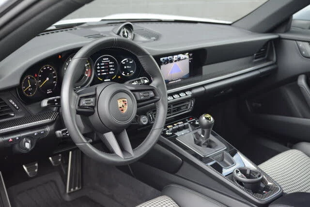 2023 Porsche 992 GT3 Touring - Image 4 of 31