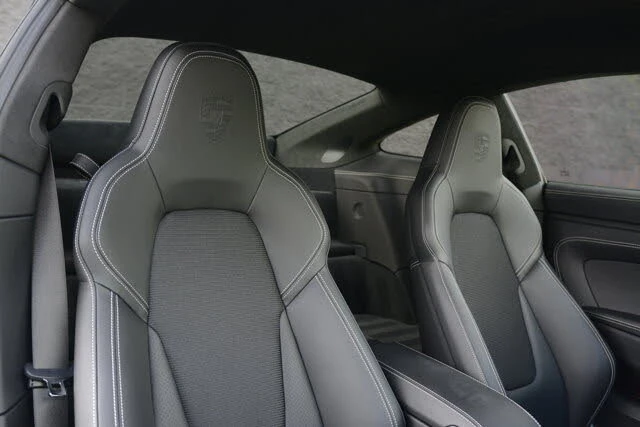 2023 Porsche 992 GT3 Touring - Image 27 of 31