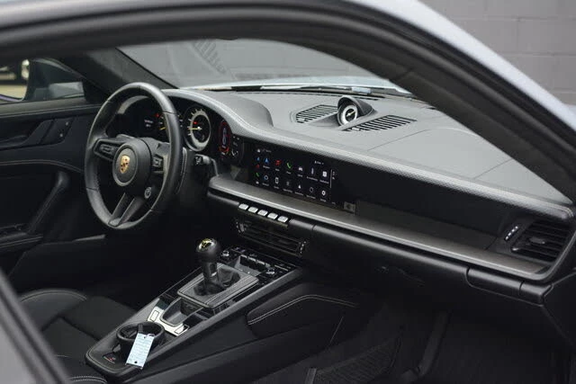 2023 Porsche 992 GT3 Touring - Image 28 of 31