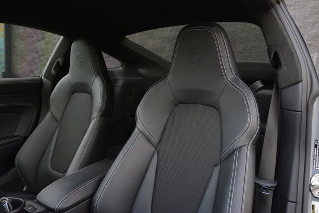 2023 Porsche 992 GT3 Touring - Image 14 of 31