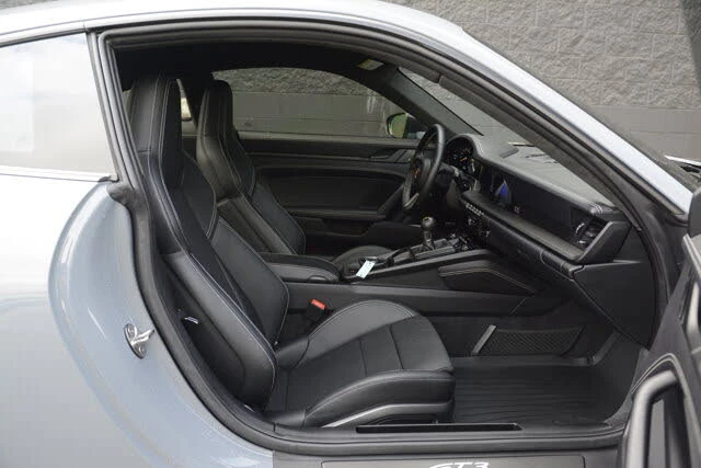 2023 Porsche 992 GT3 Touring - Image 26 of 31