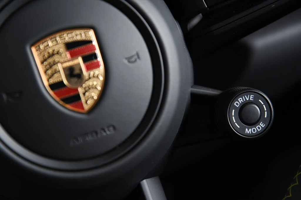2023 Porsche 992 GT3 Touring - Image 25 of 31