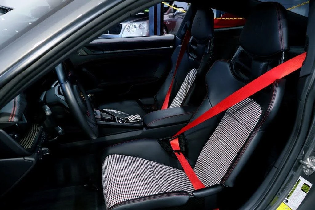 2023 Porsche 992 GT3 Touring - Image 28 of 31