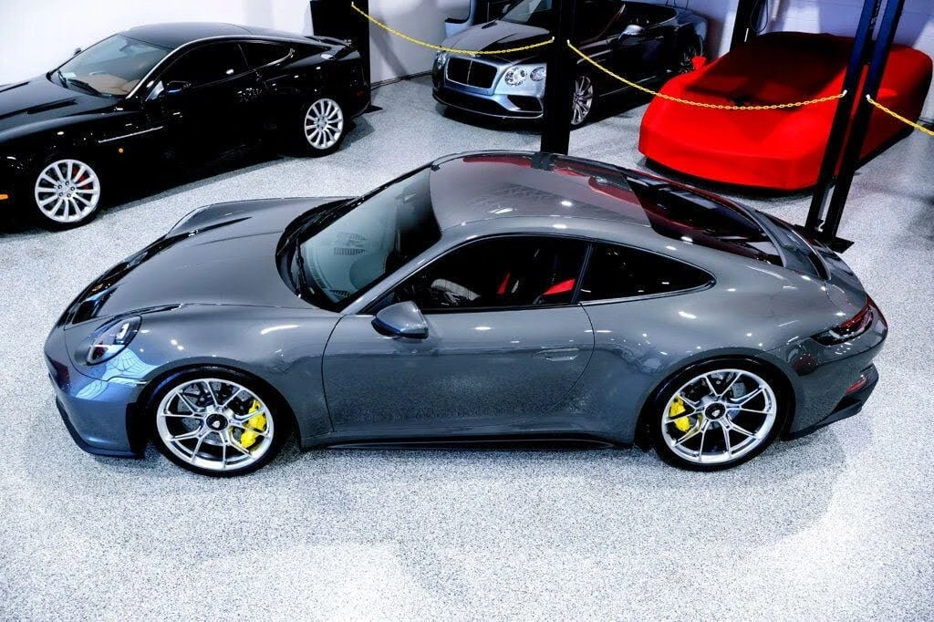 2023 Porsche 992 GT3 Touring - Image 9 of 31