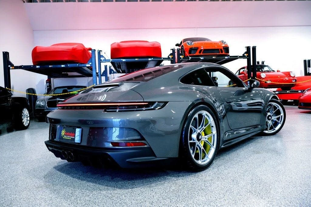 2023 Porsche 992 GT3 Touring - Image 14 of 31