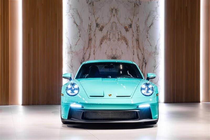 2023 Porsche 992 GT3 Touring - Image 2 of 31