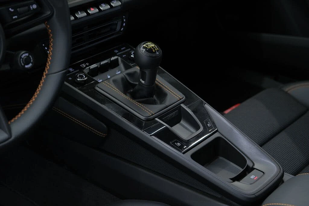 2023 Porsche 992 GT3 Touring - Image 10 of 31