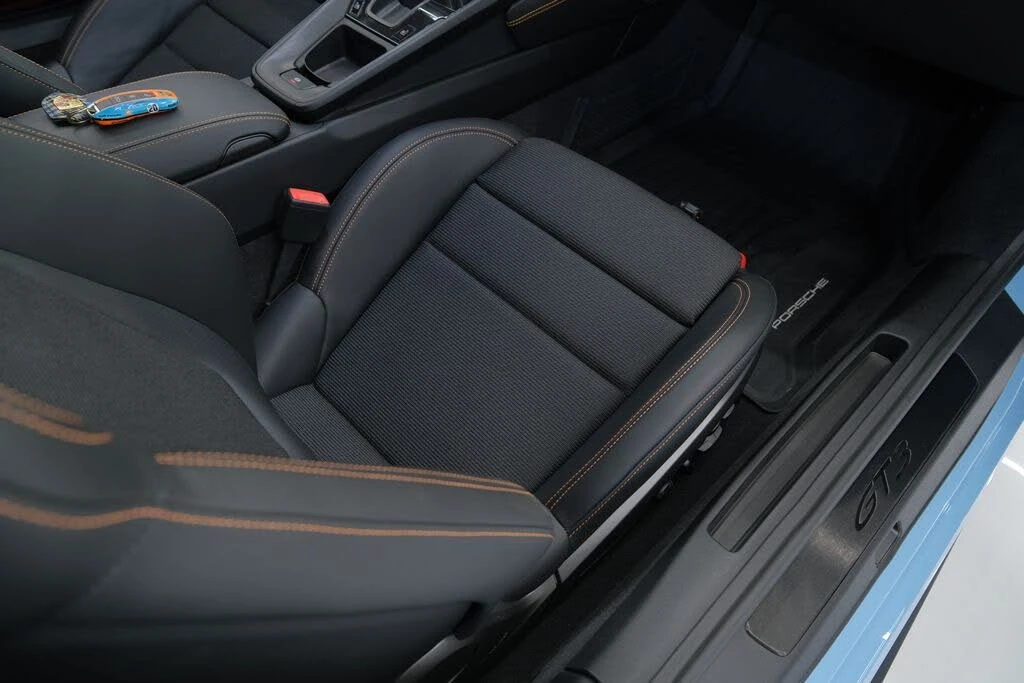 2023 Porsche 992 GT3 Touring - Image 15 of 31