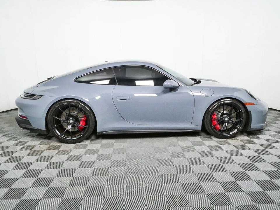 2023 Porsche 992 GT3 Touring - Image 24 of 31