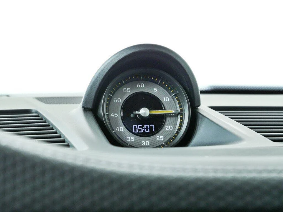 2023 Porsche 992 GT3 Touring - Image 19 of 31