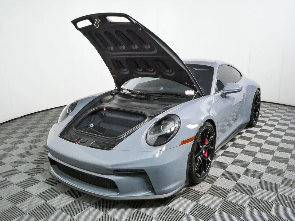 2023 Porsche 992 GT3 Touring - Image 27 of 31