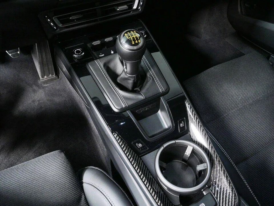 2023 Porsche 992 GT3 Touring - Image 18 of 31