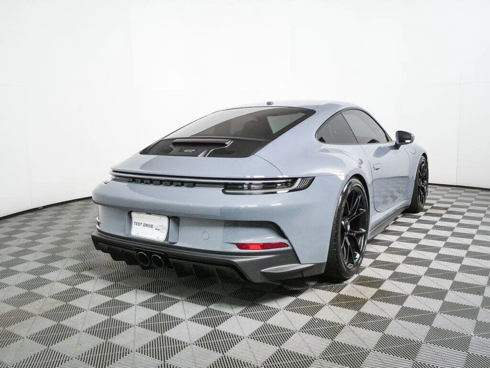 2023 Porsche 992 GT3 Touring - Image 25 of 31