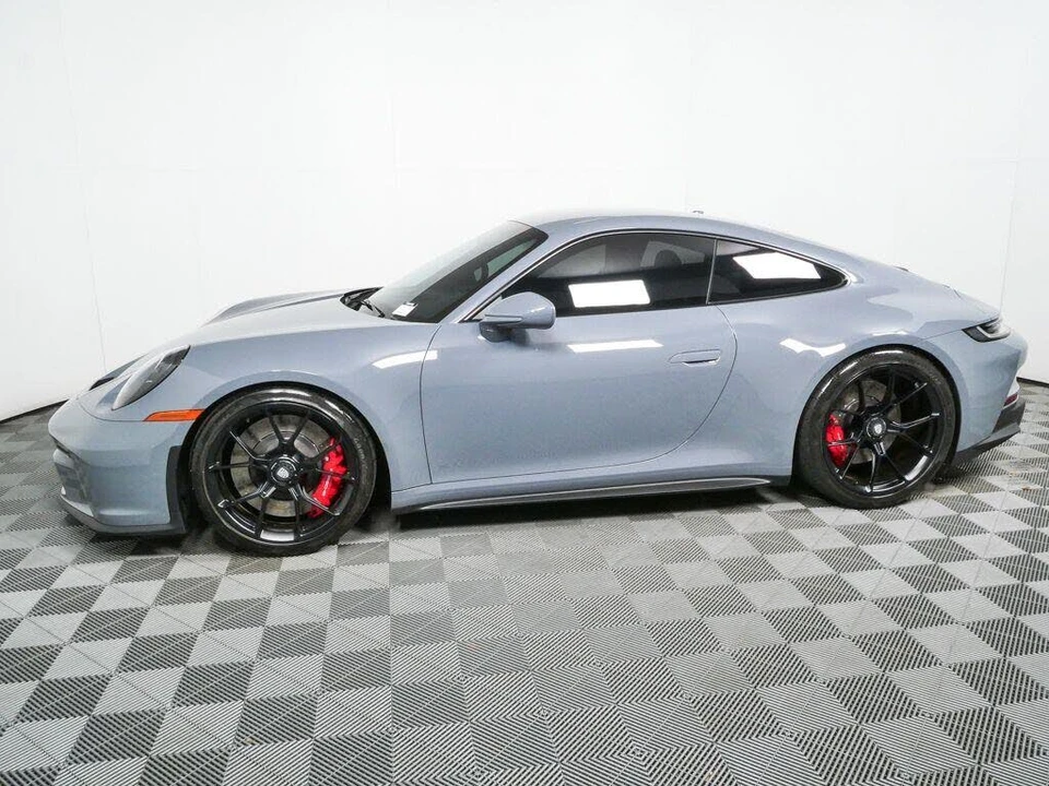 2023 Porsche 992 GT3 Touring - Image 2 of 31