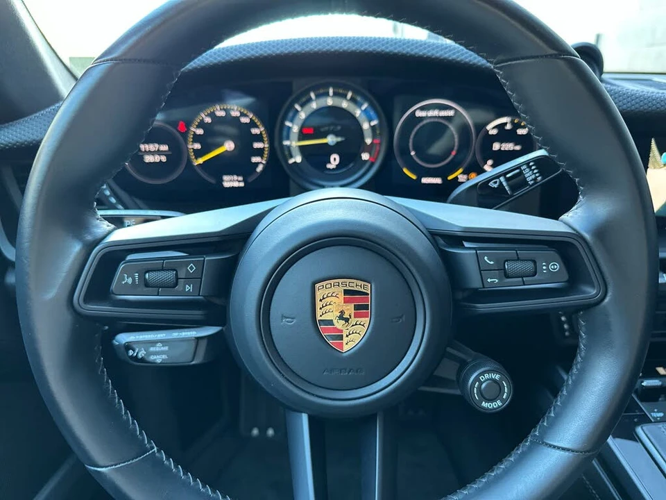 2023 Porsche 992 GT3 Touring - Image 27 of 31