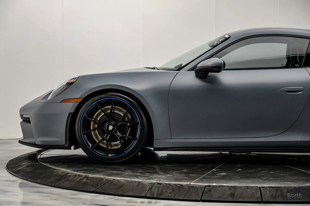 2023 Porsche 992 GT3 Touring - Image 8 of 31