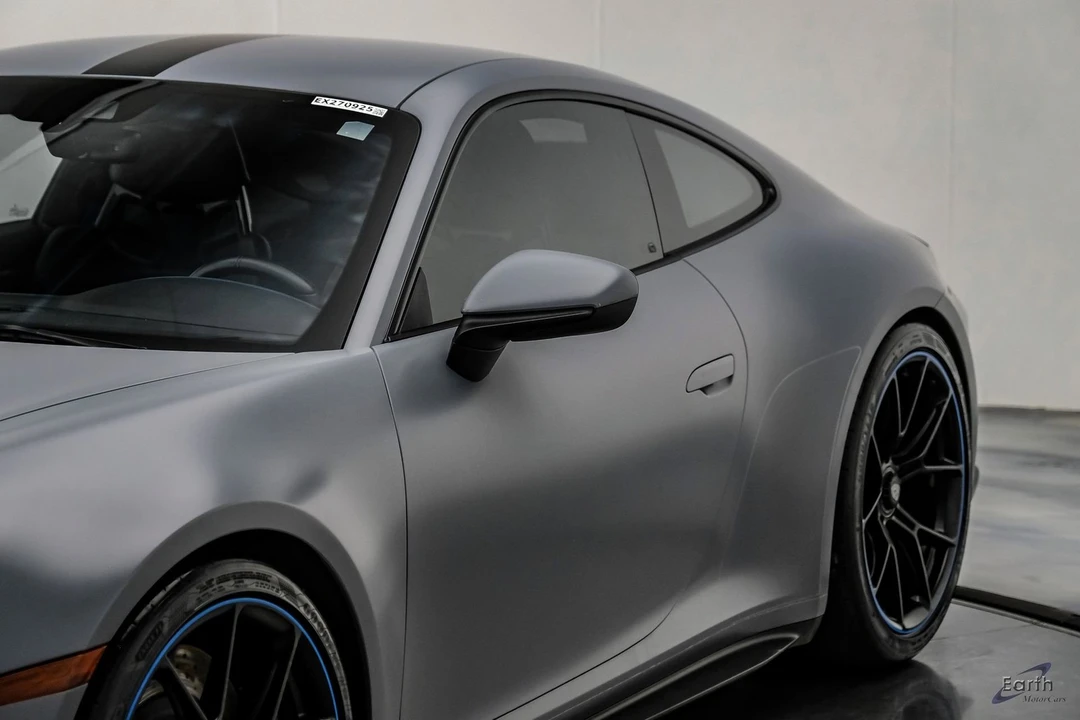 2023 Porsche 992 GT3 Touring - Image 27 of 31