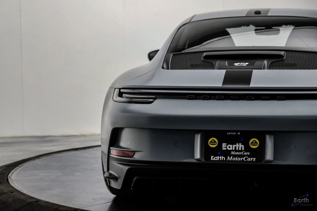 2023 Porsche 992 GT3 Touring - Image 14 of 31
