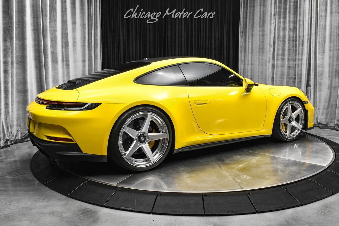 2023 Porsche 992 GT3 - Image 5 of 21