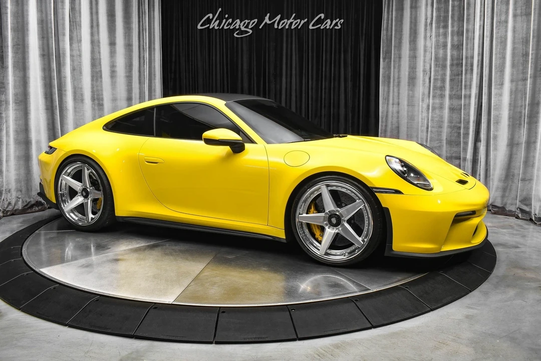 2023 Porsche 992 GT3 - Image 6 of 12