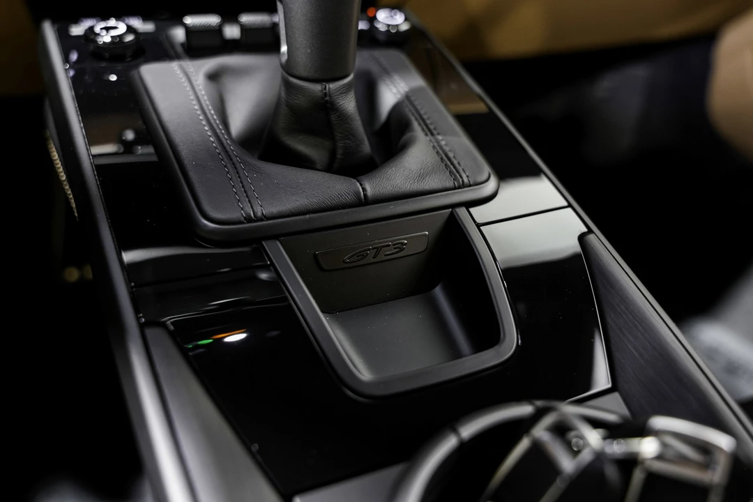 2023 Porsche 992 GT3 - Image 19 of 21