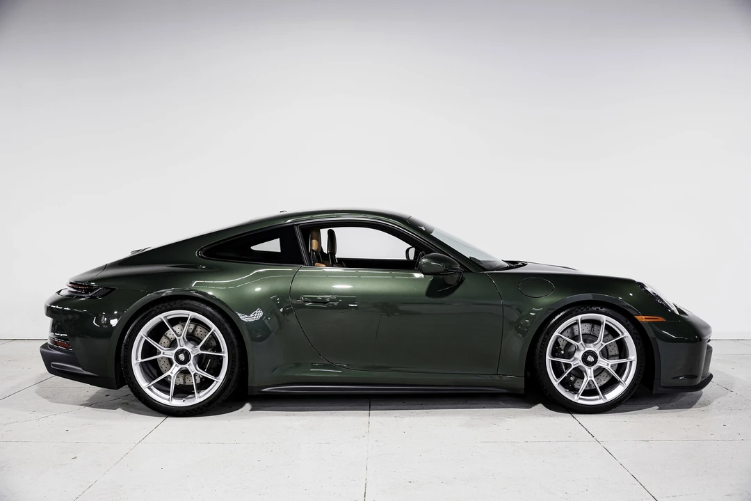 2023 Porsche 992 GT3 - Image 3 of 12
