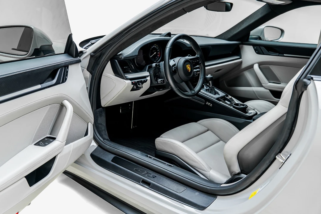 2023 Porsche 992 GT3 Touring - Image 6 of 31