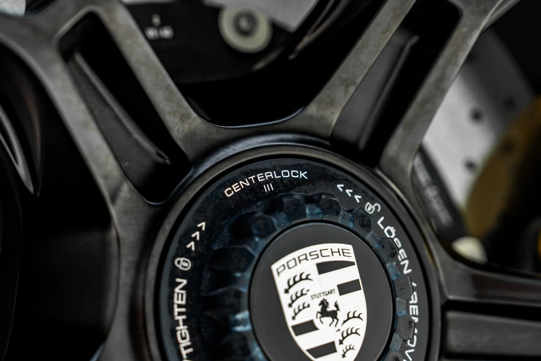 2023 Porsche 992 GT3 Touring - Image 29 of 31