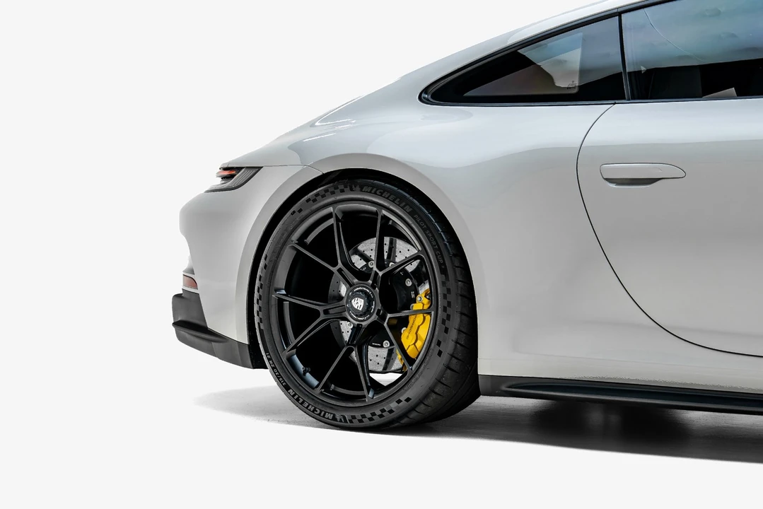 2023 Porsche 992 GT3 Touring - Image 15 of 31