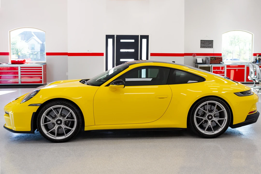2023 Porsche 992 GT3 Touring - Image 4 of 31