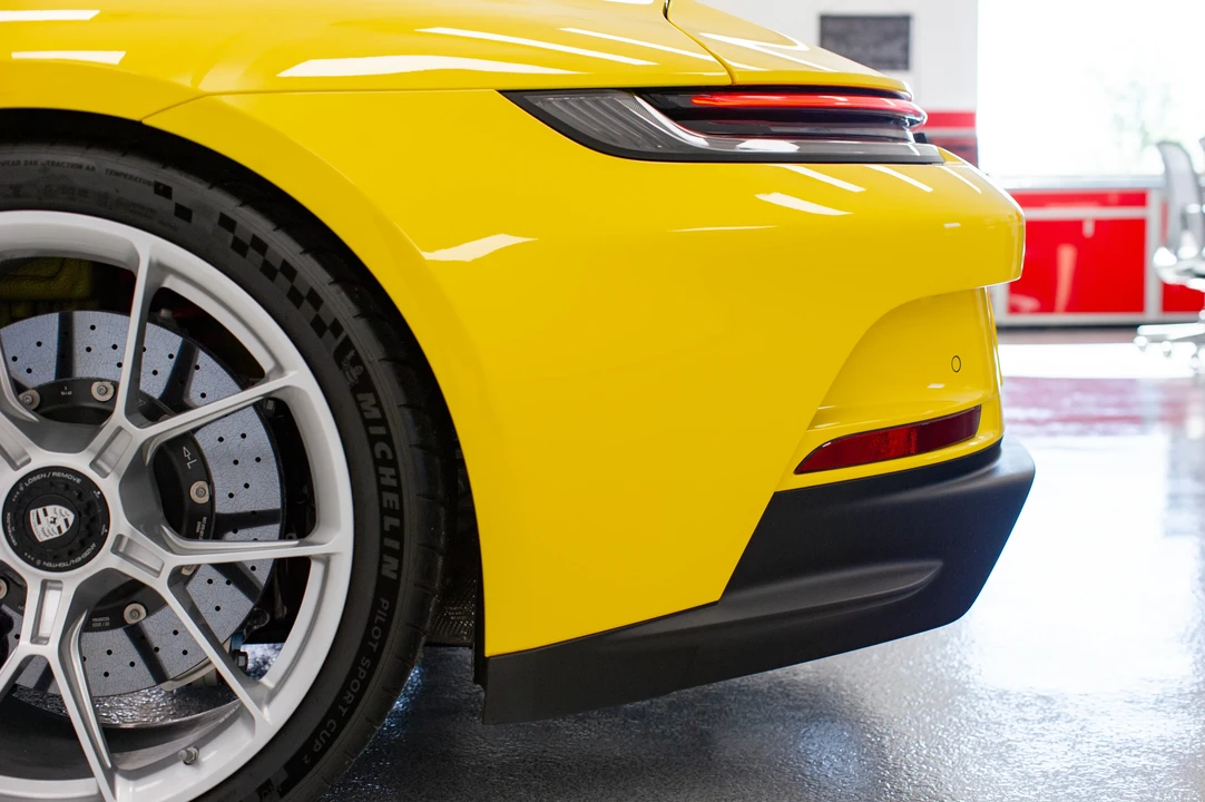 2023 Porsche 992 GT3 Touring - Image 27 of 31