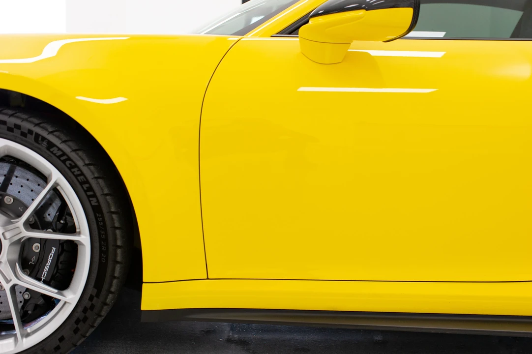 2023 Porsche 992 GT3 Touring - Image 21 of 31