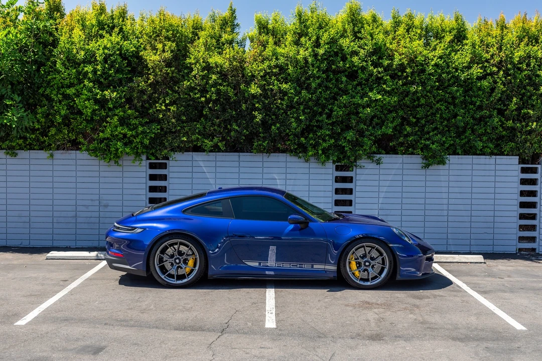 2023 Porsche 992 GT3 - Image 3 of 12