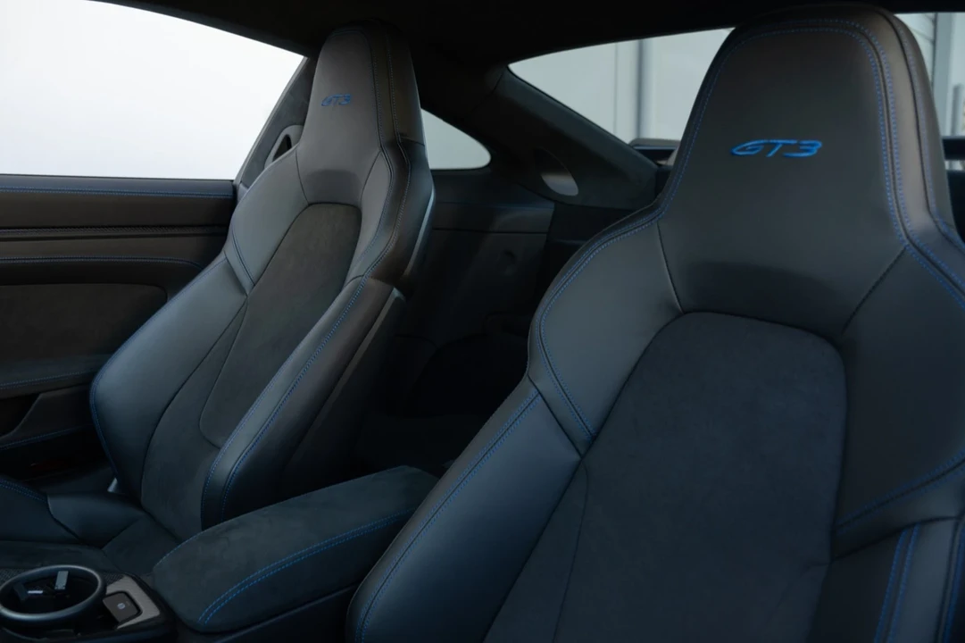 2023 Porsche 992 GT3 - Image 6 of 21