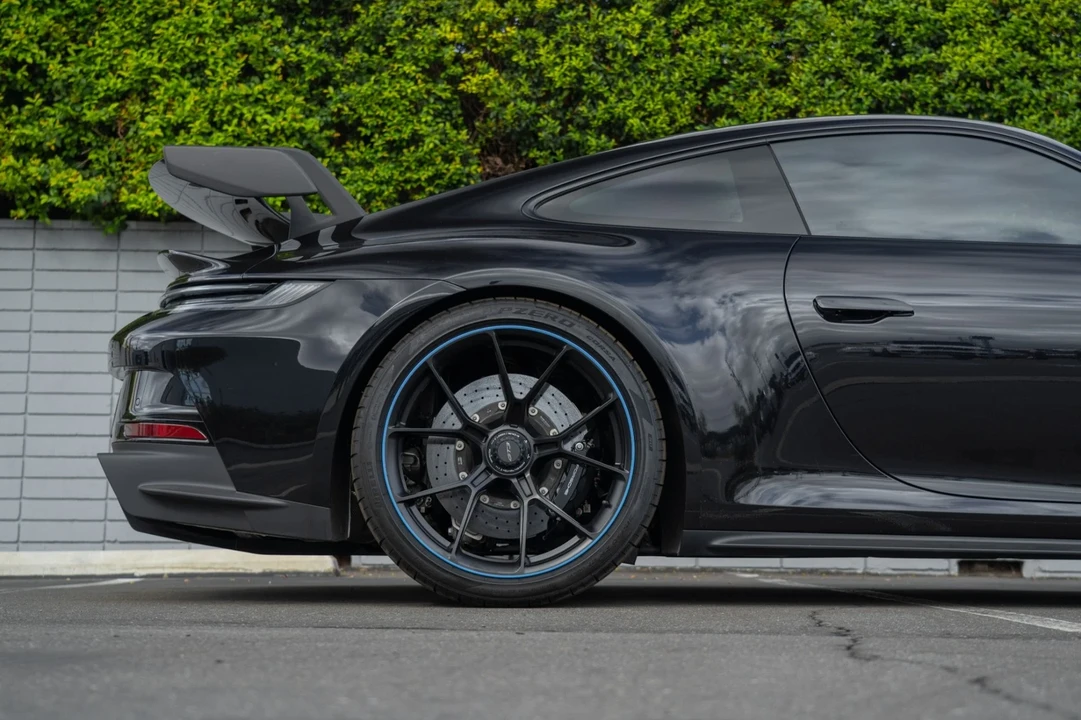 2023 Porsche 992 GT3 - Image 9 of 21