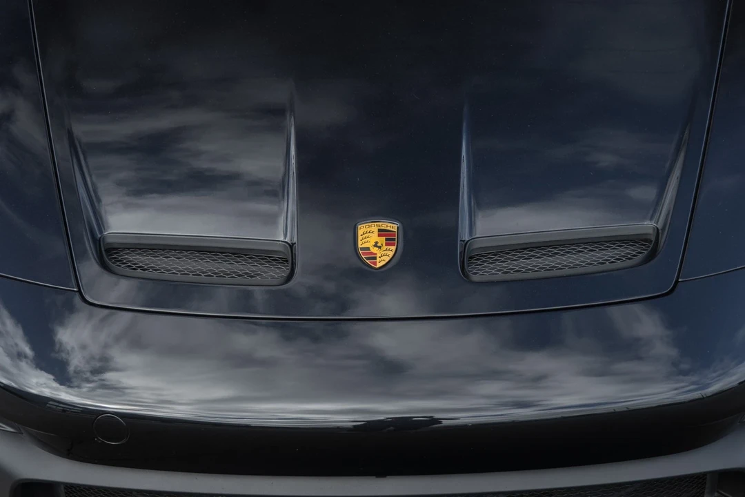 2023 Porsche 992 GT3 - Image 17 of 21