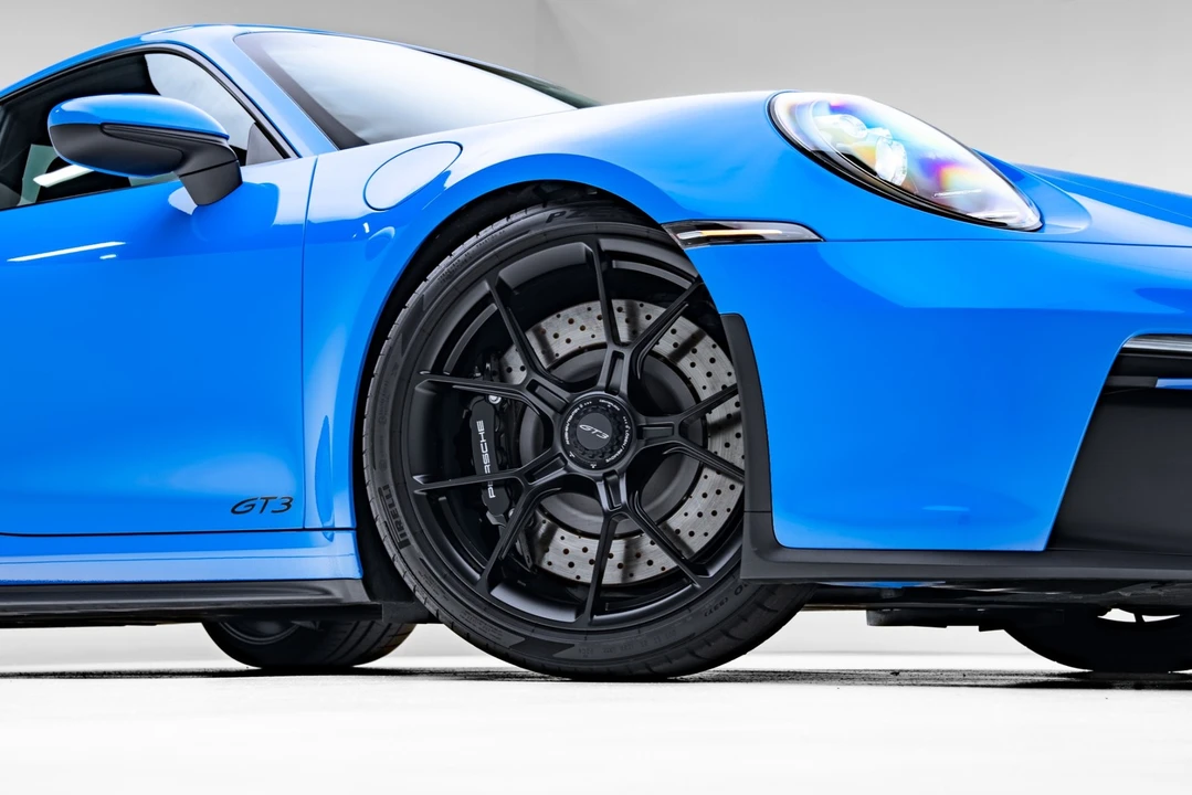 2023 Porsche 992 GT3 - Image 12 of 21