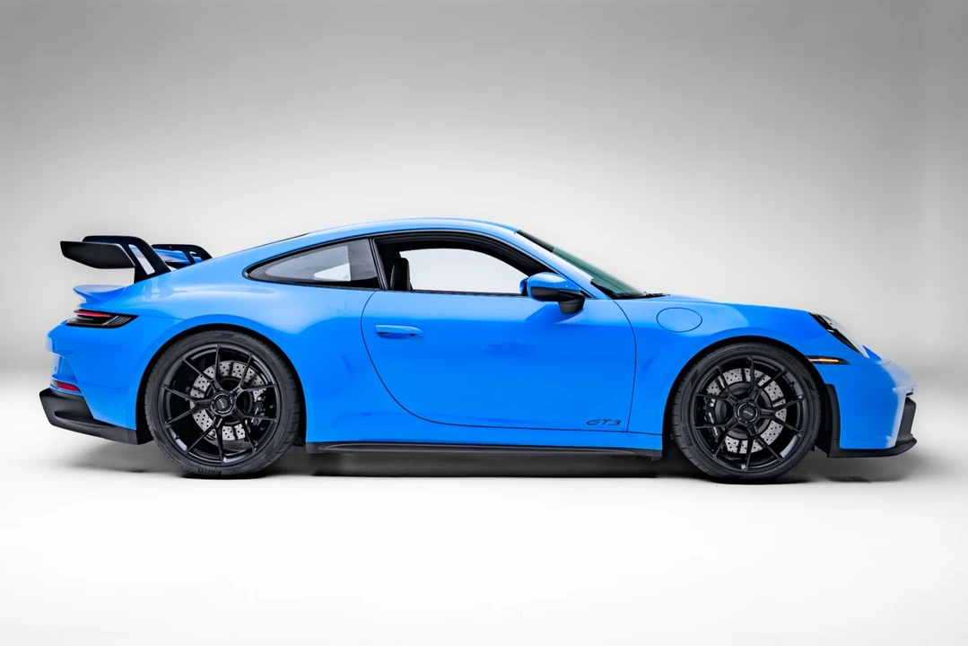 2023 Porsche 992 GT3 - Image 3 of 21