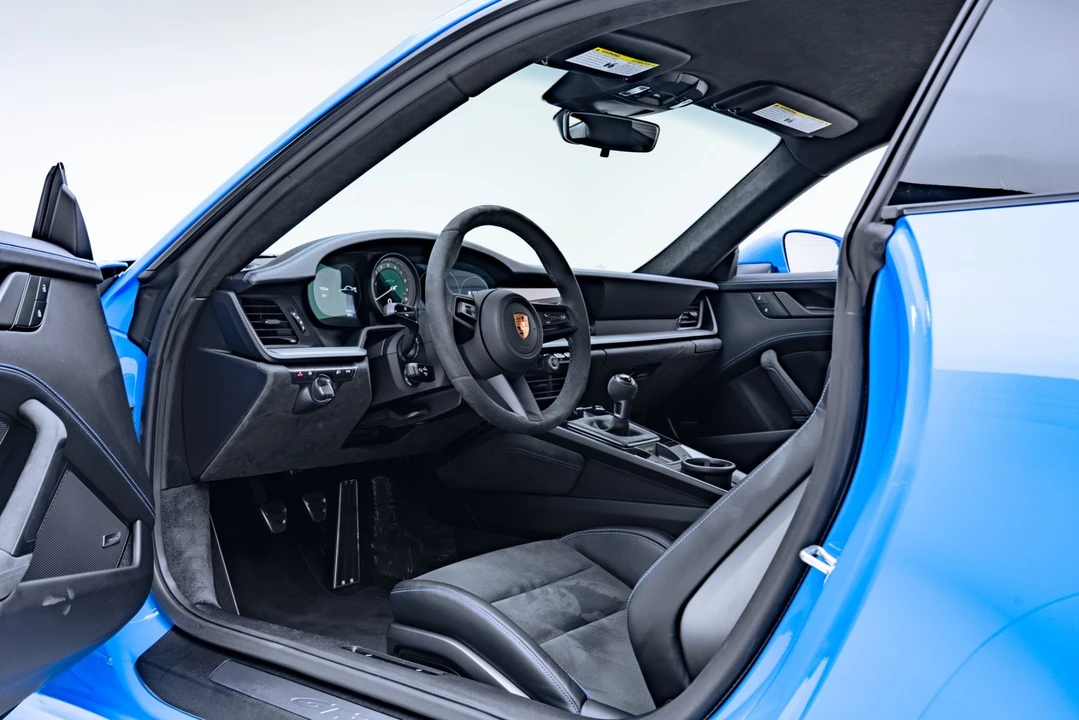 2023 Porsche 992 GT3 - Image 2 of 21