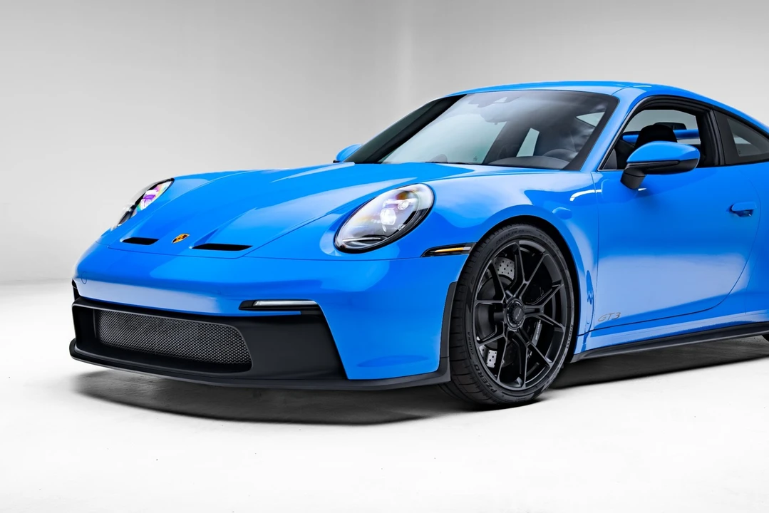 2023 Porsche 992 GT3 - Image 19 of 21