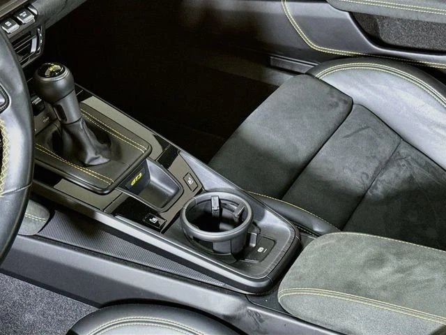 2023 Porsche 992 GT3 - Image 16 of 20